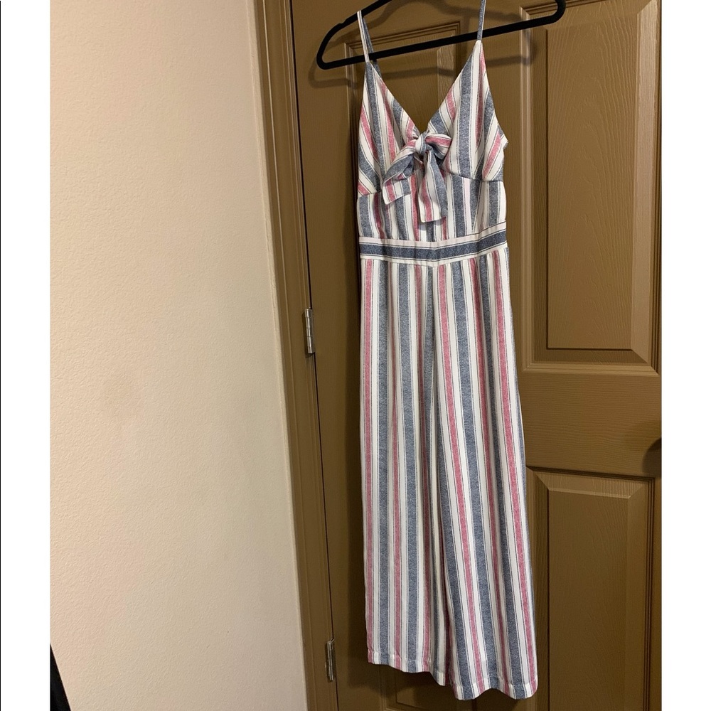 Striped spaghetti strapped adjustable keyhole bust